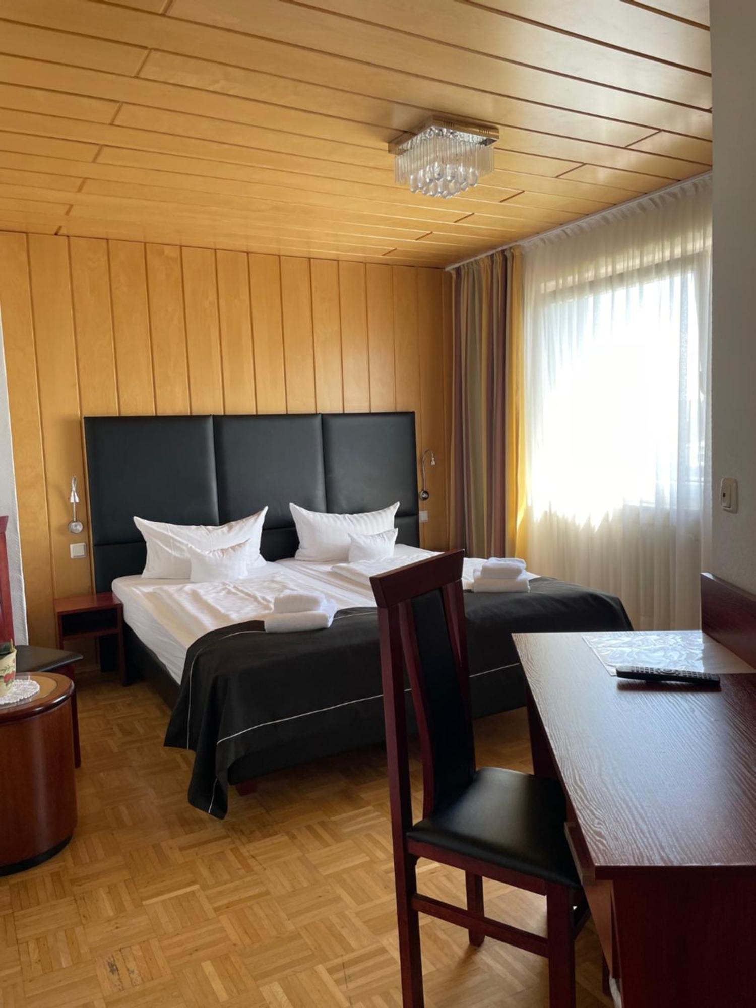 Hotel Schaefer Siegen Bagian luar foto