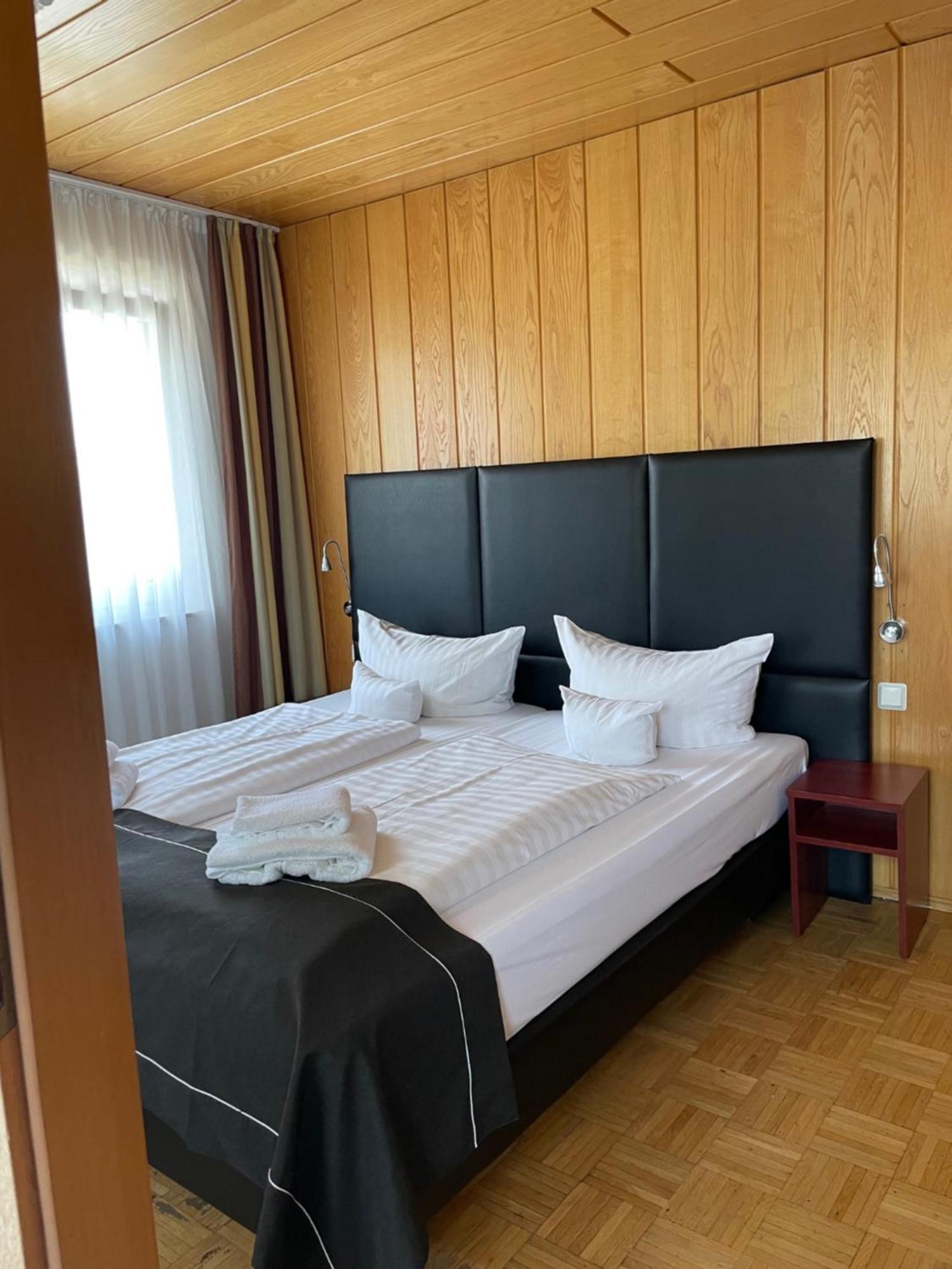 Hotel Schaefer Siegen Bagian luar foto