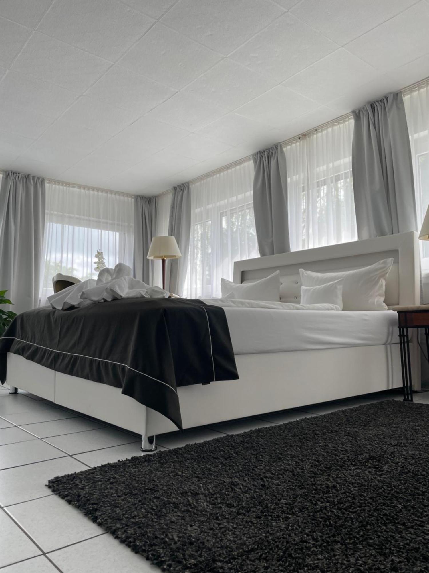 Hotel Schaefer Siegen Bagian luar foto